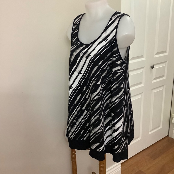 Pennington’s Flowy Sleeveless Top XL 39/40 bust - Picture 8 of 12